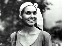 БЕГ ПО СОЛНЕЧНОЙ СТОРОНЕ (кадр из фильма)