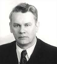 БРАТУХИН Иван Павлович