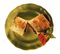 Баранина в виноградных листьях