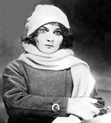 Барнет Борис Васильевич («Девушка с коробкой»)