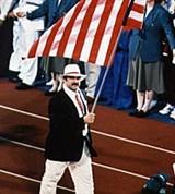 Баумгартнер Брюс (знаменосец)