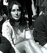 Баэз Джоан (участница антивоенной акции)