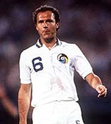 Беккенбауэр Франц (на поле)