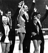 Белоусова Людмила (на пьедестале) [спорт]