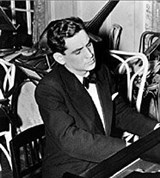 Бернстайн Леонард (за роялем)