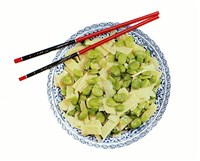 Бобы зеленые с бамбуковыми росткам