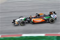 Болид на трассе Сепанг (2014)