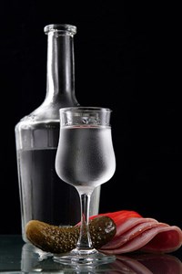 ВОДКА (графин с водкой)