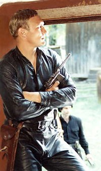 ВОЛЧЬЯ КРОВЬ (кадр из фильма)