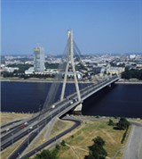 Вантовый мост (в Риге)