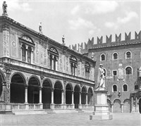 Верона (Пьяцца деи Синьории)