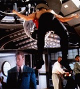 Виртуальный мир (кадр из фильма)