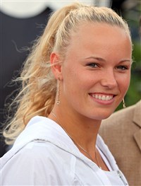 Возняцки Каролин (август 2010 года)