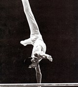 Воронин Михаил (на брусьях) [спорт]