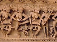 ГАНДХАРВЫ И АПСАРЫ