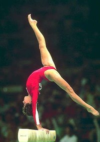 ГИМНАСТИКА (упражнение на бревне)