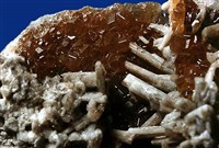 Гранаты (минералы)