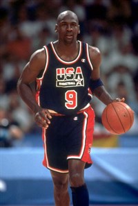 ДЖОРДАН Майкл (в атаке) [спорт]