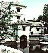 Джакарта (Водяной дворец)