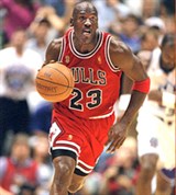 Джордан Майкл (с мячом)