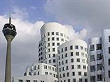 Дюссельдорф (здание Ф. Гери)