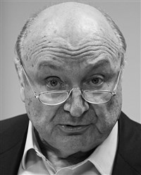 Жванецкий Михаил Михайлович (фотопортрет)