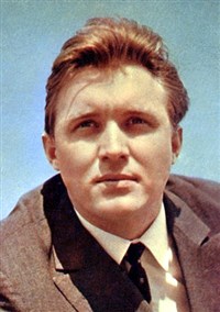 ИЗОТОВ Эдуард Константинович (портрет)