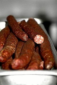 КОЛБАСНЫЕ ИЗДЕЛИЯ