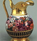 Керамика (Кувшин с живописью цветов)