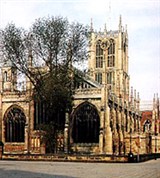 Кингстон-апон-Халл (церковь Св. Троицы)