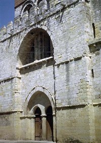 Клюни (Церковь монастыря Клюни — западный фасад)