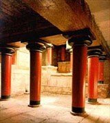 Кносс (нижний ярус светового дворика)