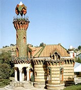 Комильяс (Эль-Капричо)