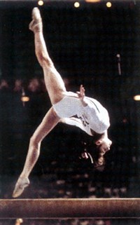 Комэнеч Надя (упражнение на бревне) [спорт]