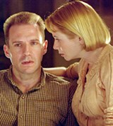 Красный дракон (Ральф Файнс и Эмили Уотсон)