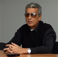 Кутуньо Тото (на пресс-конференции)