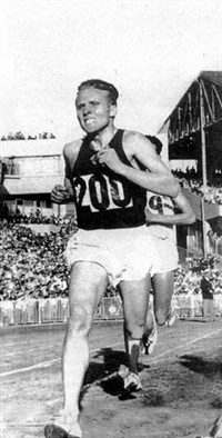 Куц Владимир Петрович (на дистанции)