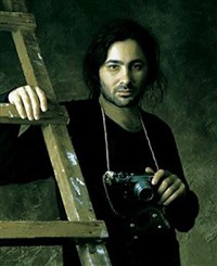 ЛЕБЕДИНСКИЙ Профессор (портрет с фотоаппаратом)