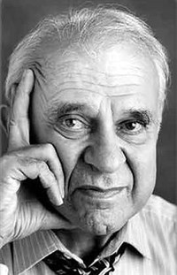 ЛЕОНТЬЕВ Василий Васильевич (портрет)