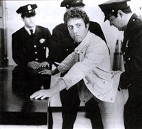 Ленни (Дастин Хофман)