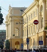 Львовский университет (главное здание, вид сбоку)