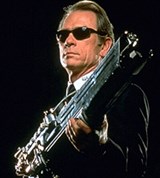 Люди в черном (Томми Ли Джонс)