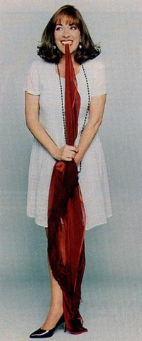 МАУРА Кармен