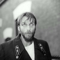 МЕЛКИЙ БЕС (С. Тарамаев)