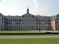 МЮНСТЕРСКИЙ УНИВЕРСИТЕТ (замок)