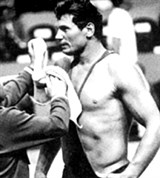 Медведь Александр [спорт]