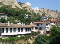 Мелник (традиционные дома)