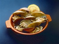 Мидии, вареные в белом вине