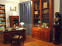 Музей-квартира Мейерхольда (экспозиция)