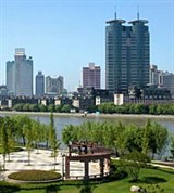 Нинбо (вид с набережной)